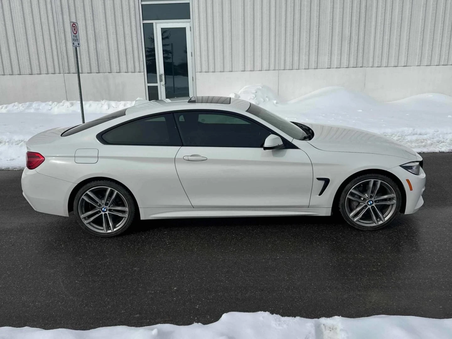 BMW 440 xDrive* M-Pack* Back cam* Шибидах* Подгрев*  - изображение 4