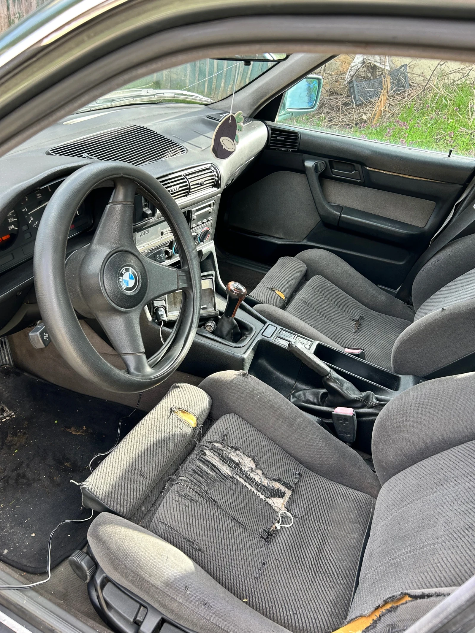 BMW 318 i, снимка 2 - Автомобили и джипове - 54082459