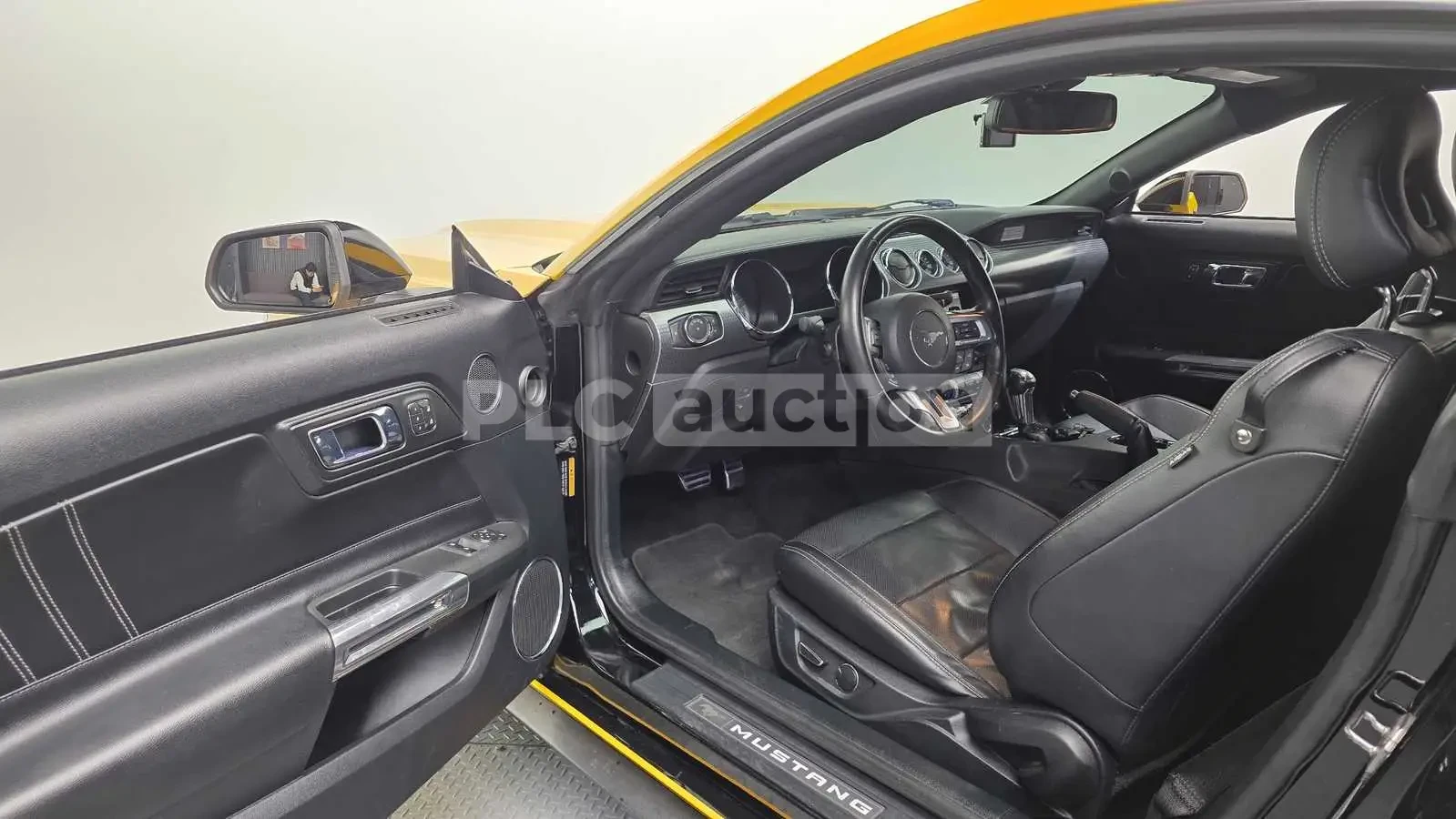 Ford Mustang Shelby Package, снимка 10 - Автомобили и джипове - 54108973