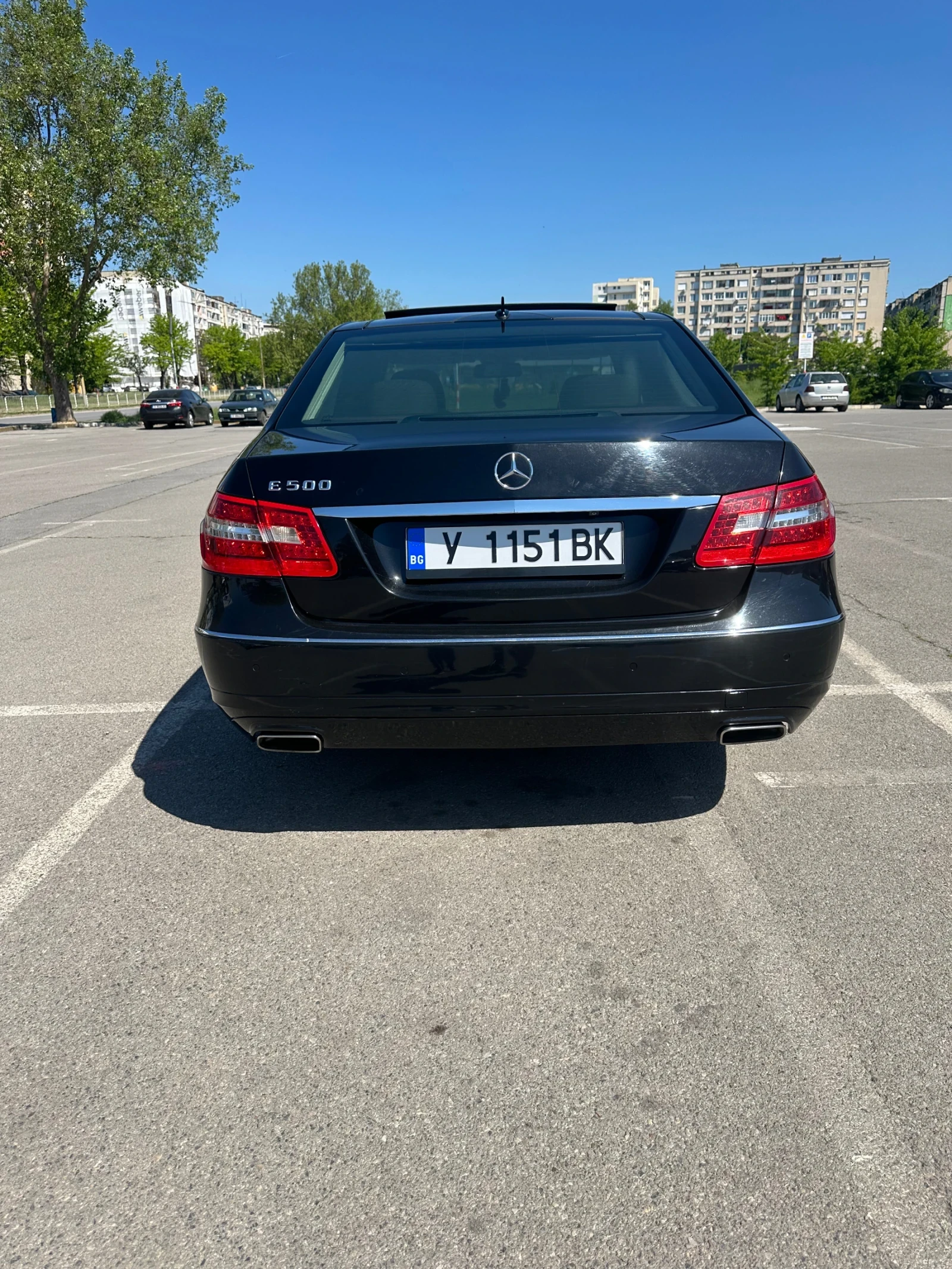 Mercedes-Benz E 500, снимка 6 - Автомобили и джипове - 54573276