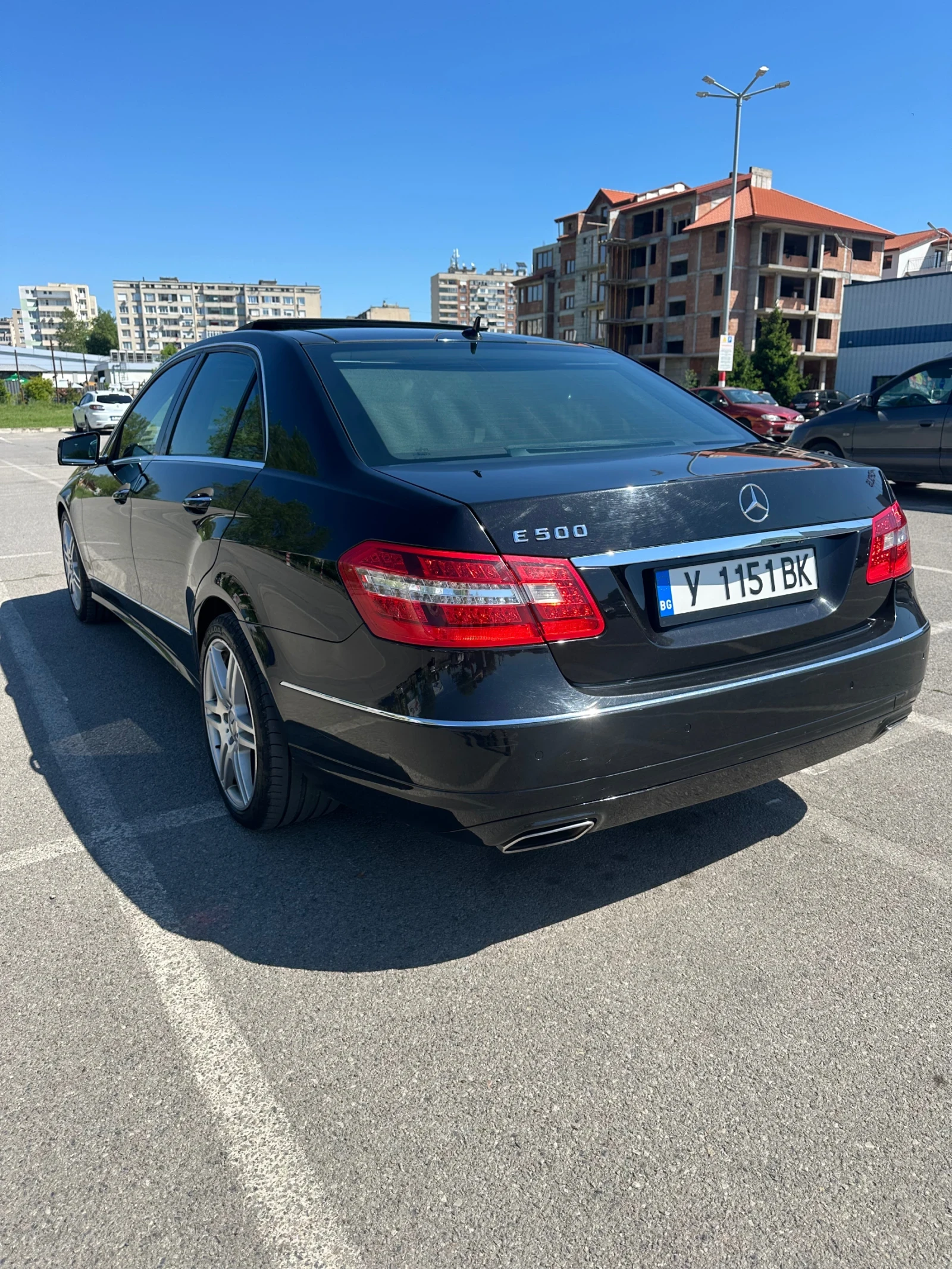 Mercedes-Benz E 500, снимка 7 - Автомобили и джипове - 54573276
