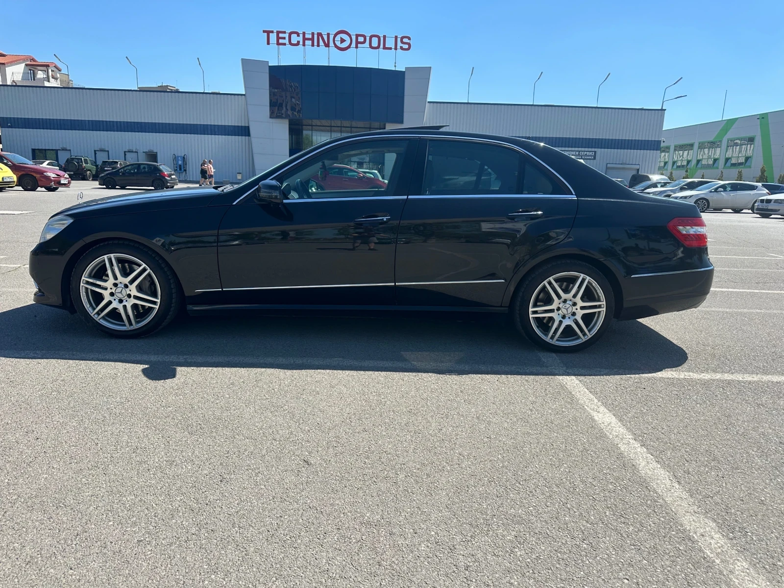 Mercedes-Benz E 500, снимка 2 - Автомобили и джипове - 54573276