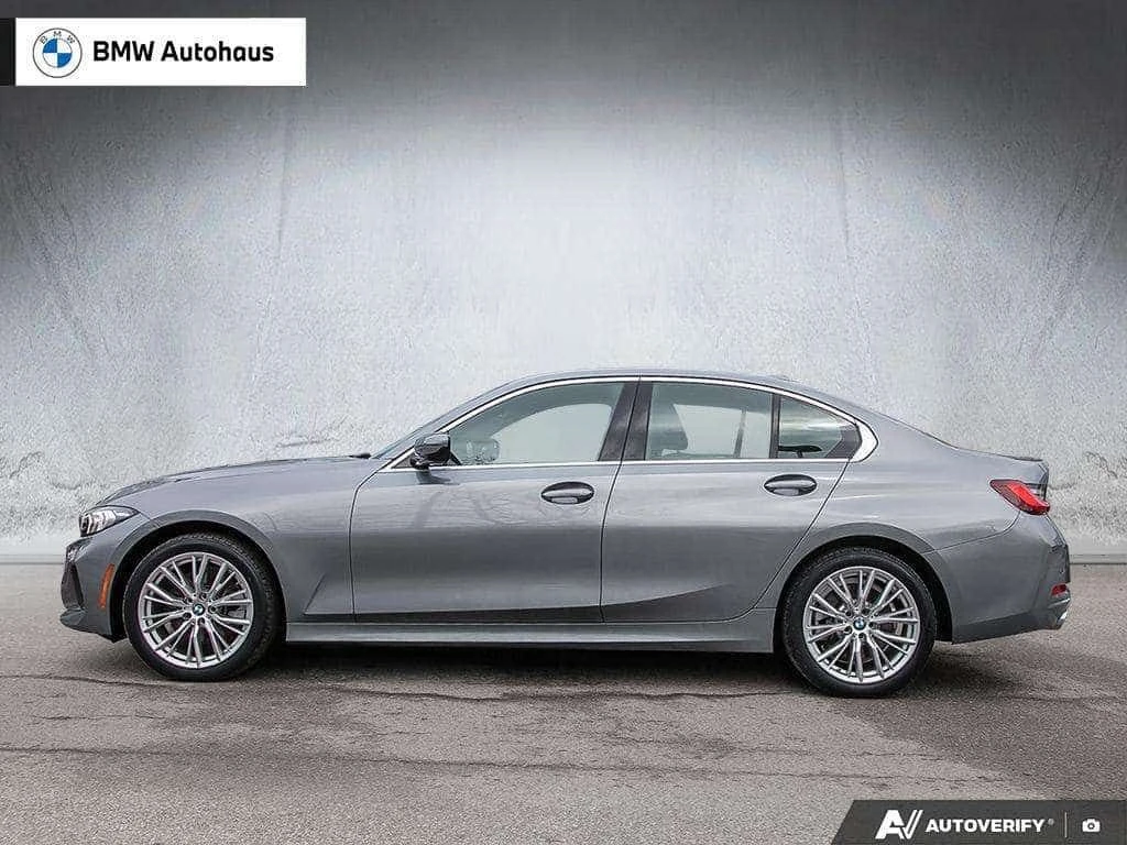 BMW 330 * i xDrive PREMIUM ESSENTIAL, COMFORT ACCESS, DRIV, снимка 3 - Автомобили и джипове - 54904278