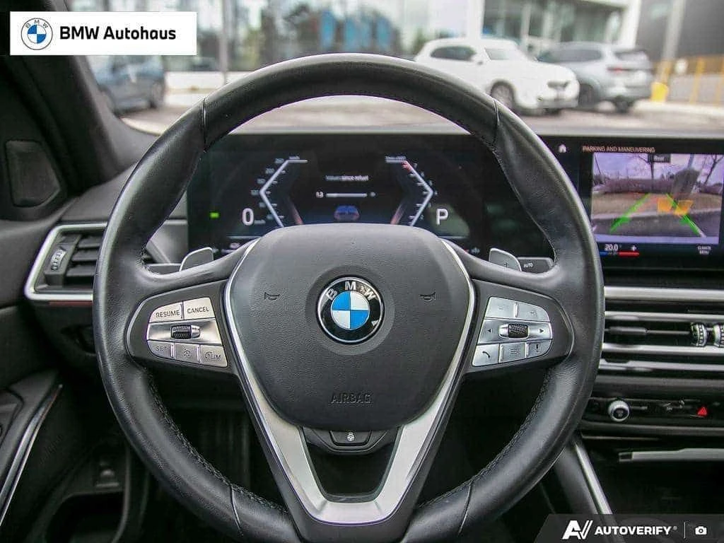 BMW 330 * i xDrive PREMIUM ESSENTIAL, COMFORT ACCESS, DRIV, снимка 8 - Автомобили и джипове - 54904278
