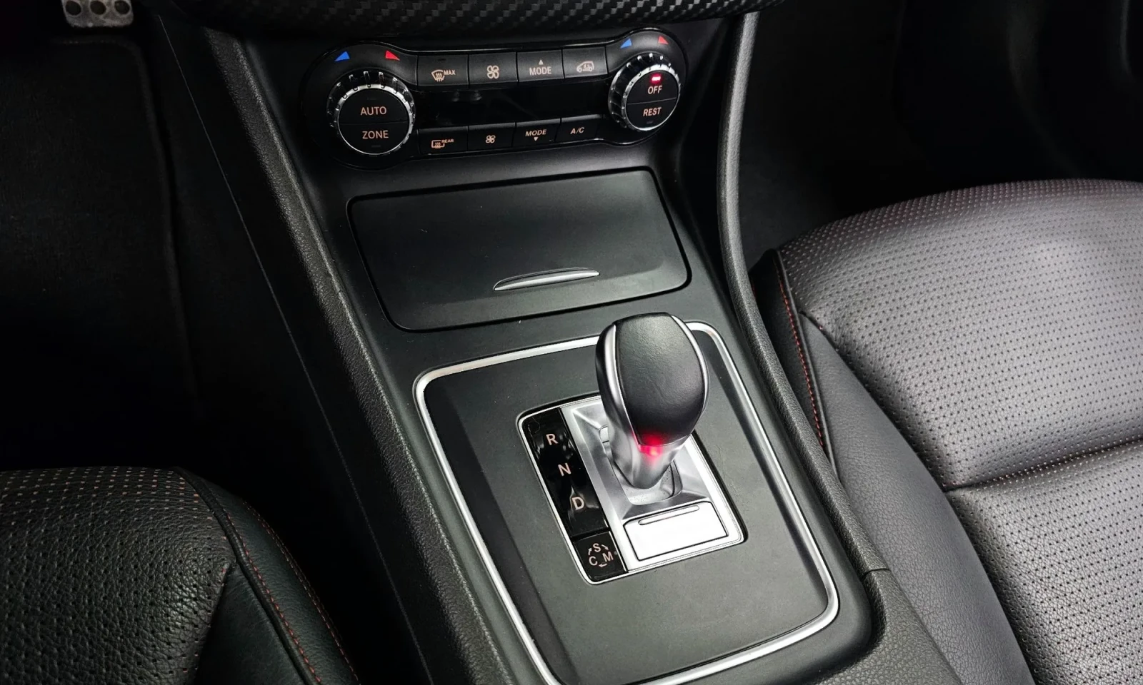 Mercedes-Benz A45 AMG 103000KM!!!* UNIKAT* AMG* , снимка 9 - Автомобили и джипове - 55173230