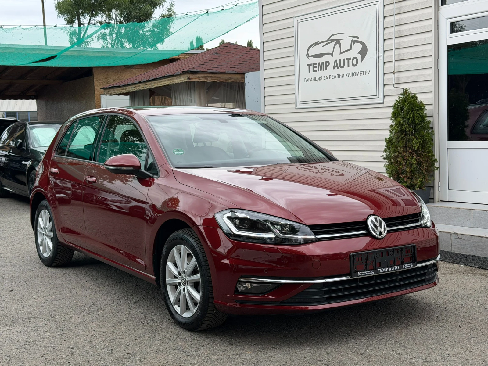 VW Golf 2.0TDI* 150к.с* СЕРВИЗНА КНИЖКА С ПЪЛНА ИСТОРИЯ В , снимка 3 - Автомобили и джипове - 55448068