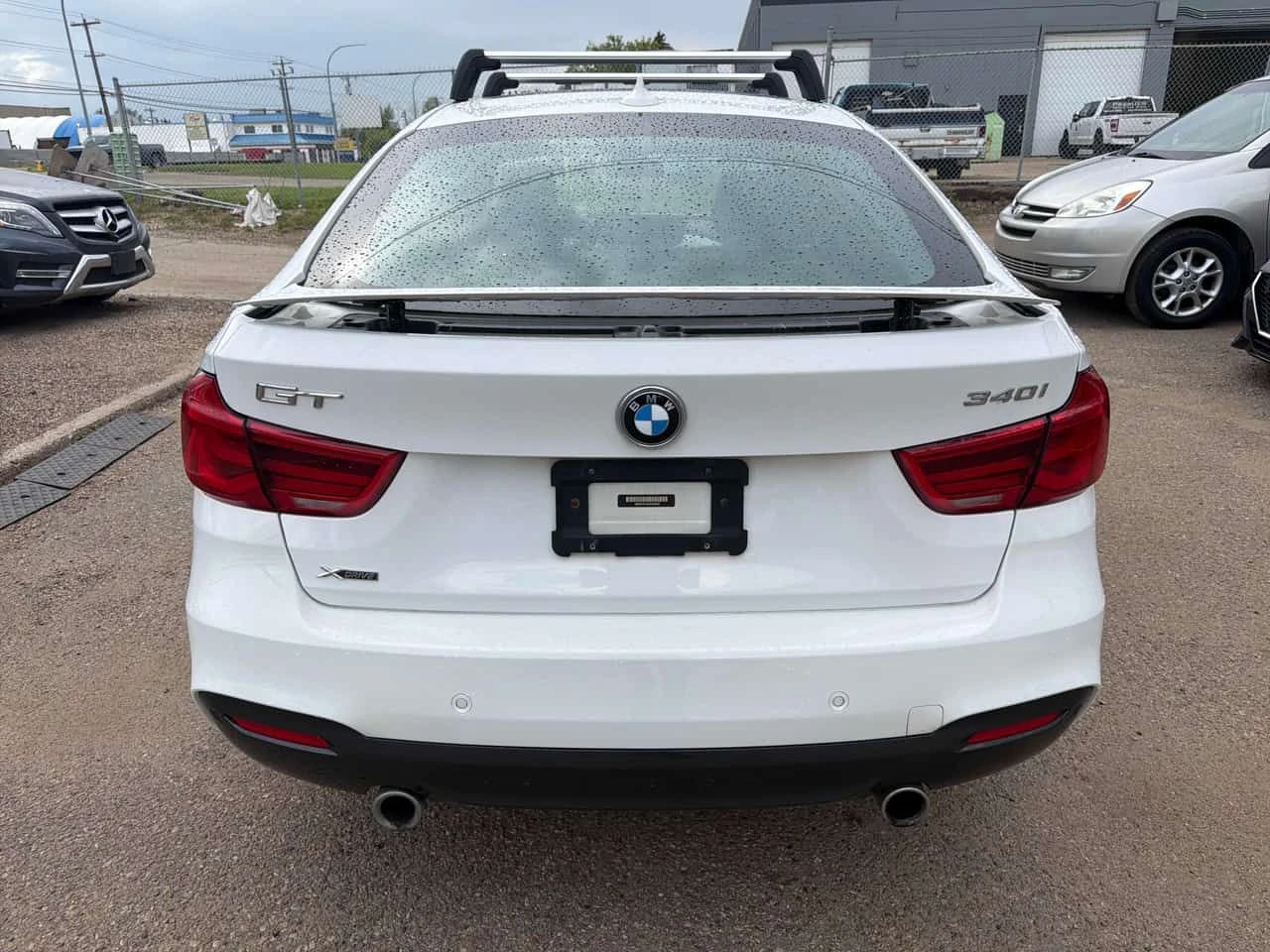 BMW 340  340i xDrive B58 / CARFAX / АВТОКРЕДИТ , снимка 4 - Автомобили и джипове - 55650573