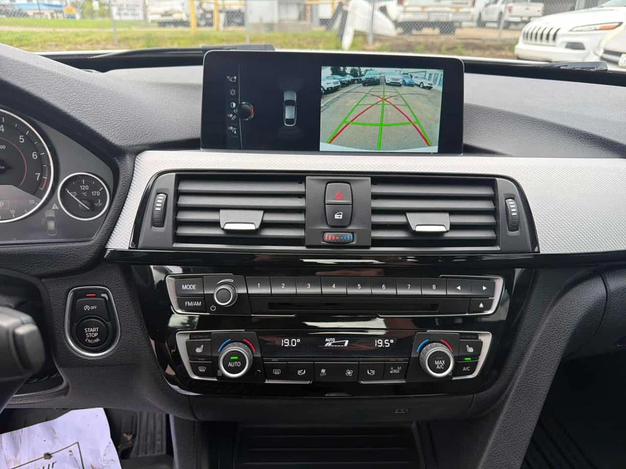 BMW 340  340i xDrive B58 / CARFAX / АВТОКРЕДИТ , снимка 15 - Автомобили и джипове - 55650573