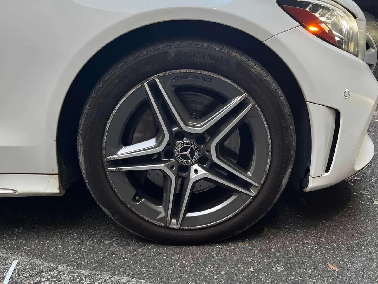Mercedes-Benz C 300 4MATIC* DIS* AMBIENT* CARFAX* , снимка 7 - Автомобили и джипове - 55664304