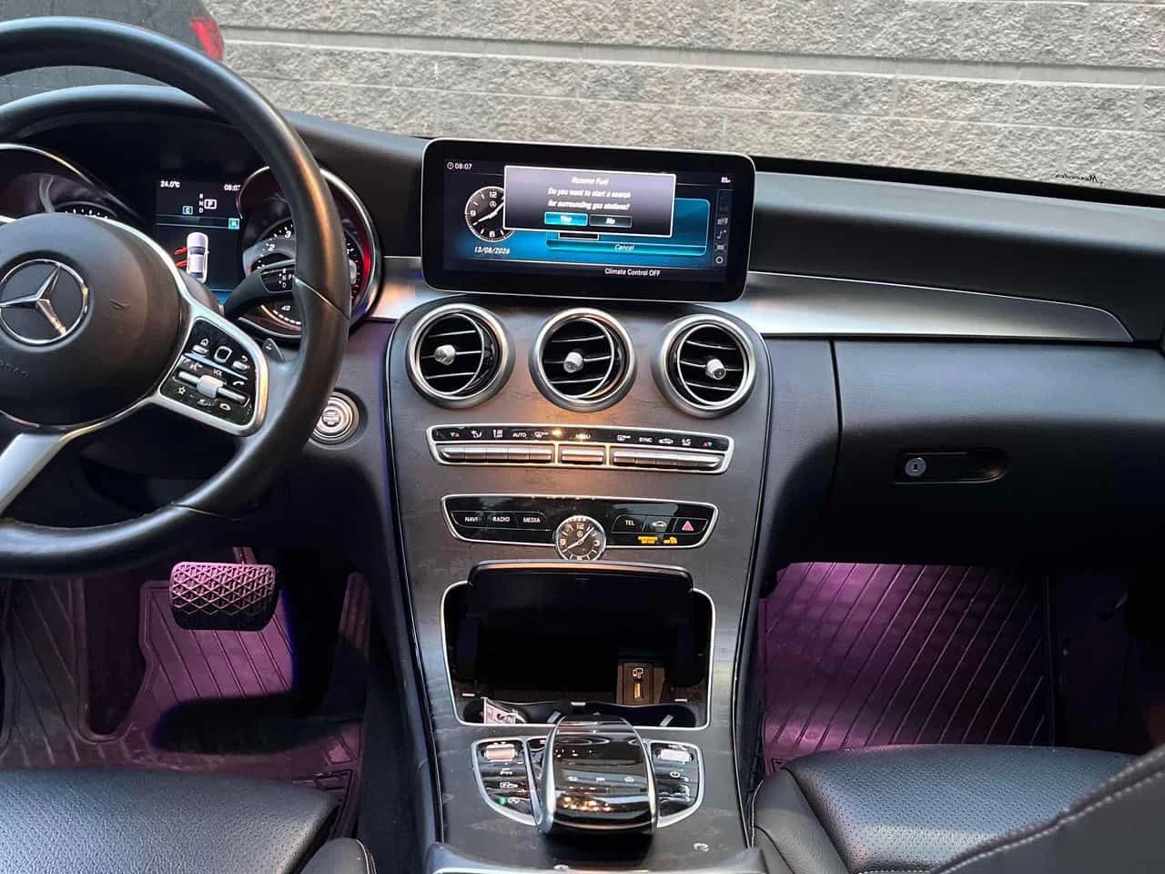 Mercedes-Benz C 300 4MATIC* DIS* AMBIENT* CARFAX* , снимка 9 - Автомобили и джипове - 55664304