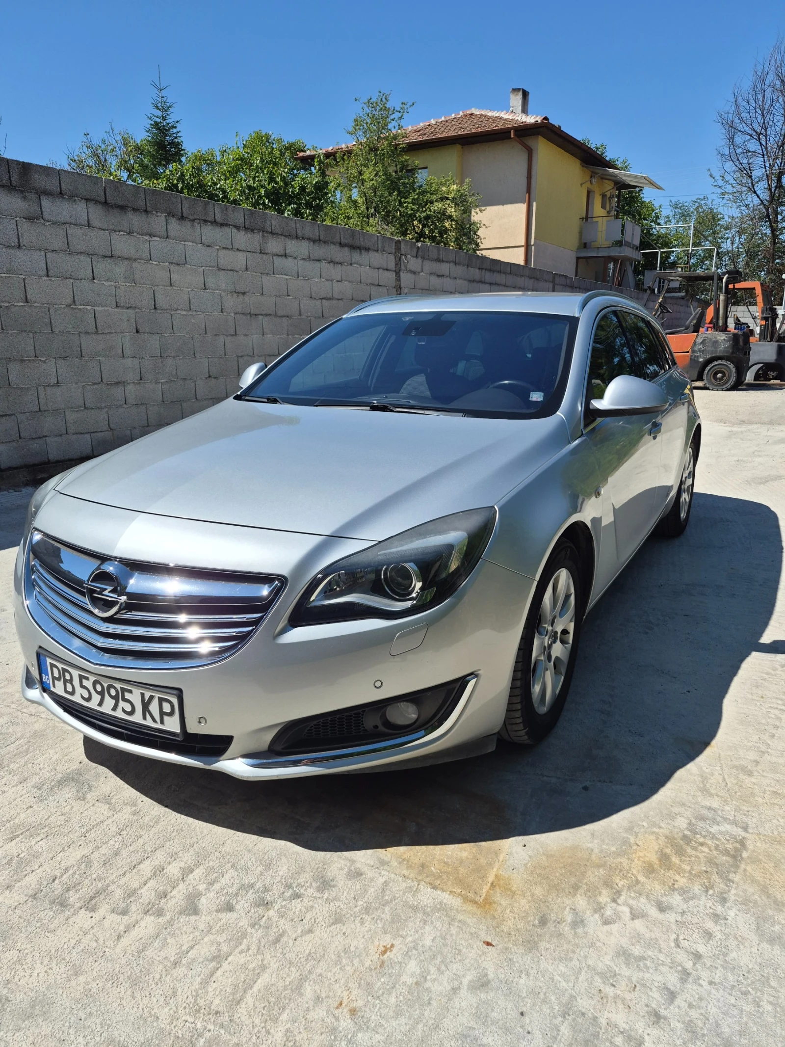 Opel Insignia 2.0 CDTI Фейслифт, снимка 2 - Автомобили и джипове - 56010063