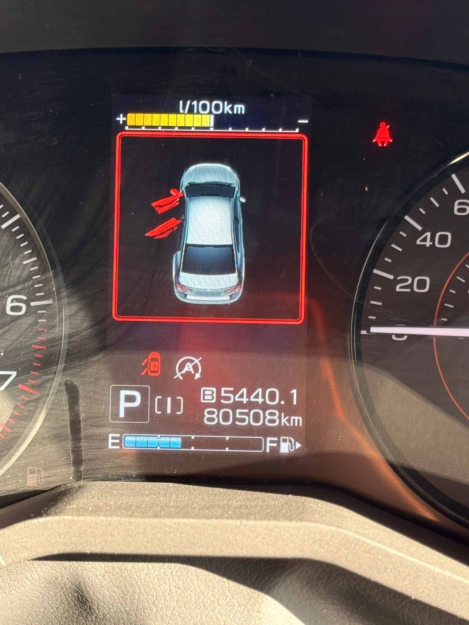Subaru XV 2.0i;automatic;4x4;82 000km, снимка 8 - Автомобили и джипове - 56272627