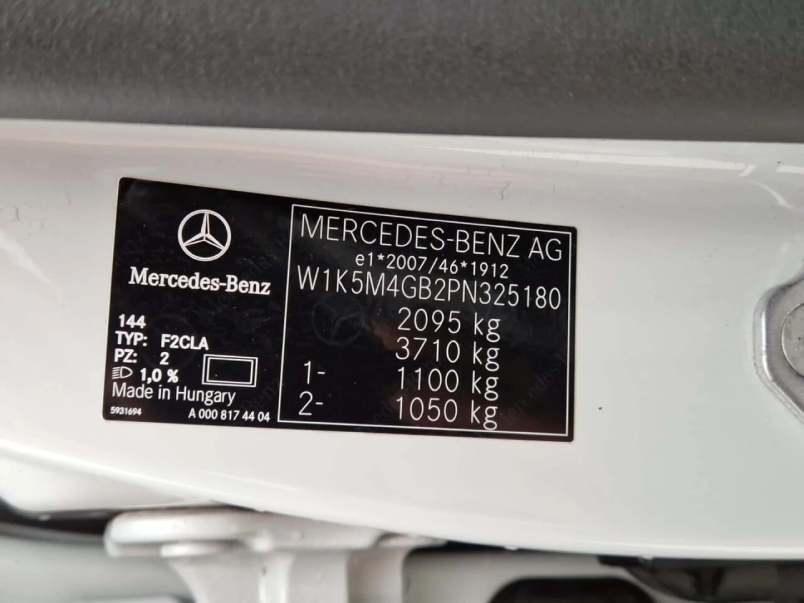 Mercedes-Benz CLA 250 AMG Night Widescreen Ambient Navi Alcantara , снимка 16 - Автомобили и джипове - 56259523