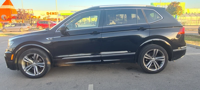 VW Tiguan R-LINE  ALLSPACE, снимка 2 - Автомобили и джипове - 47590324