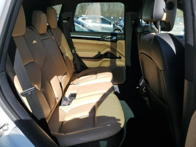 Porsche Cayenne 3.6* 4x4* , снимка 11 - Автомобили и джипове - 49440683