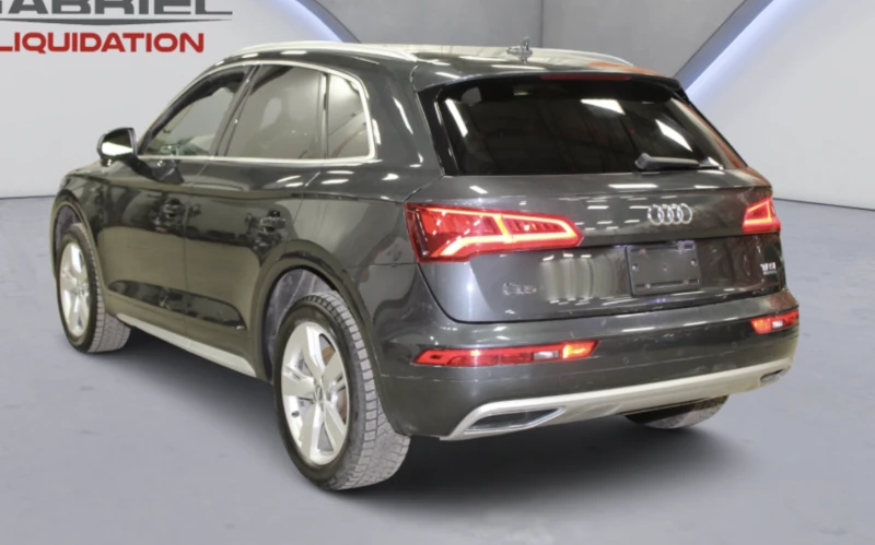 Audi Q5 2.0T* MATRIX* ДИГИТАЛНО* ТАБЛО* 360КАМЕРА* LANE* A, снимка 4 - Автомобили и джипове - 52670657