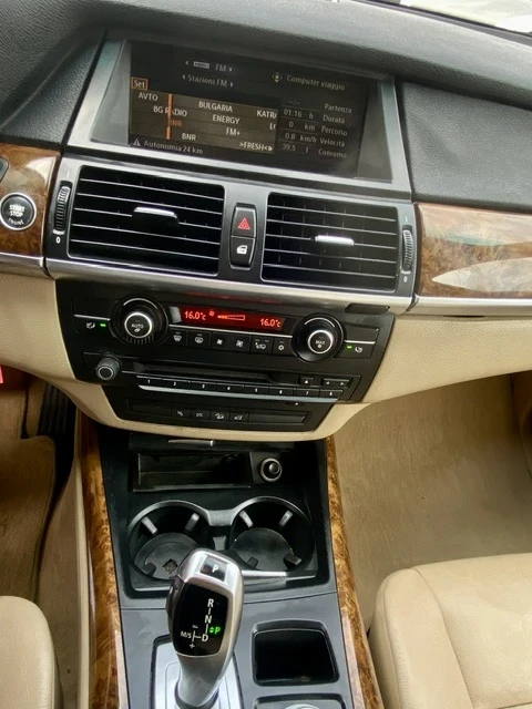 BMW X5 3.0d-235кс-РЕАЛНИ КМ.-7места-DVD - изображение 8