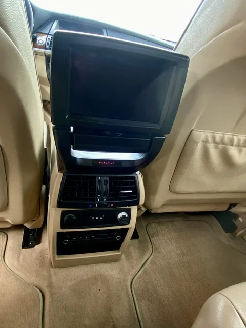 BMW X5 3.0d-235кс-РЕАЛНИ КМ.-7места-DVD - изображение 10