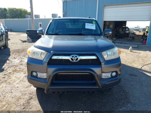 Toyota 4runner LIMITED* Видео на мотор* CARFAX* Кожа* Подгрев, снимка 11 - Автомобили и джипове - 52749992