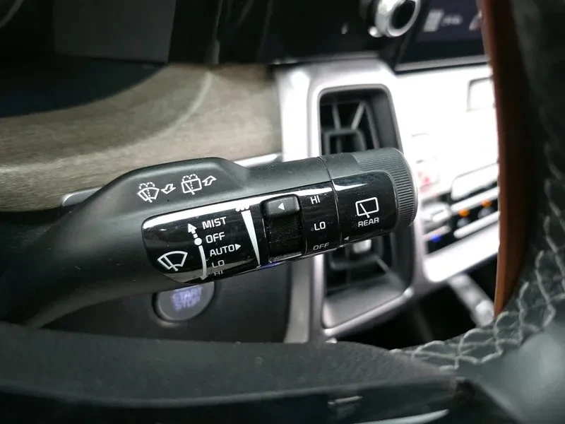 Kia Sorento 2.2 4Wd Prestige - САМО 30% АВАНС!, снимка 15 - Автомобили и джипове - 55474398