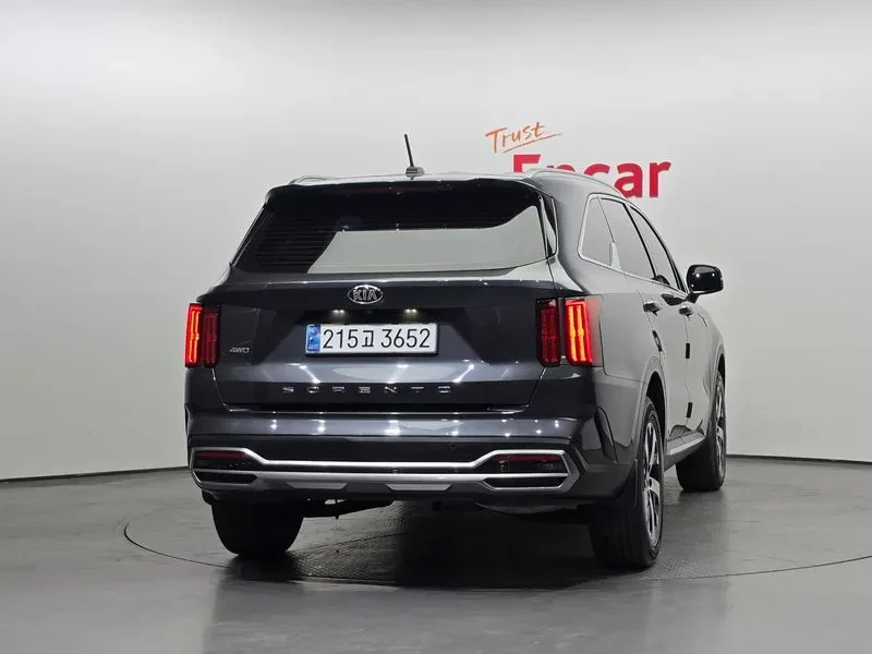 Kia Sorento 2.2 4Wd Prestige - САМО 30% АВАНС!, снимка 4 - Автомобили и джипове - 55474398