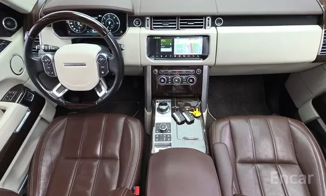 Land Rover Range rover 4.4 SDV8 LWB, снимка 3 - Автомобили и джипове - 55849653
