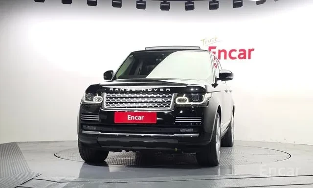 Land Rover Range rover 4.4 SDV8 LWB, снимка 2 - Автомобили и джипове - 55849653