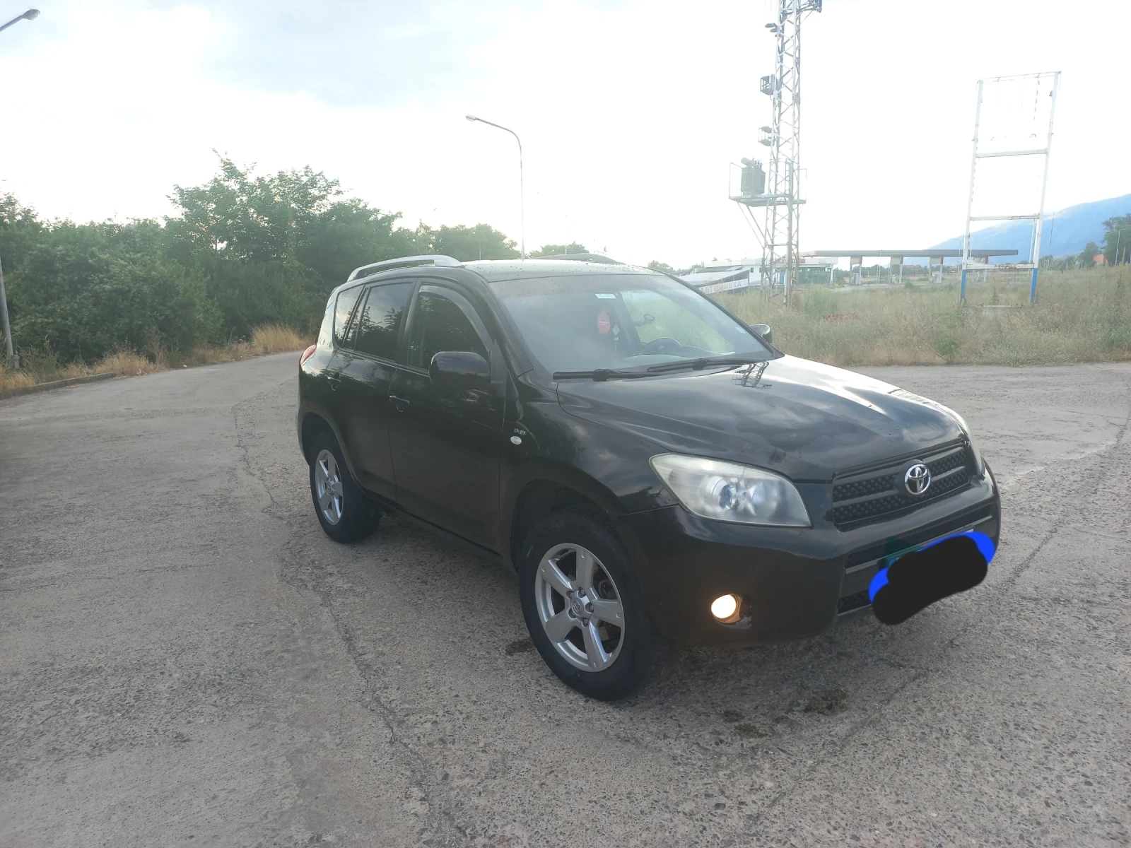 Toyota Rav4 2.2 136 - изображение 2