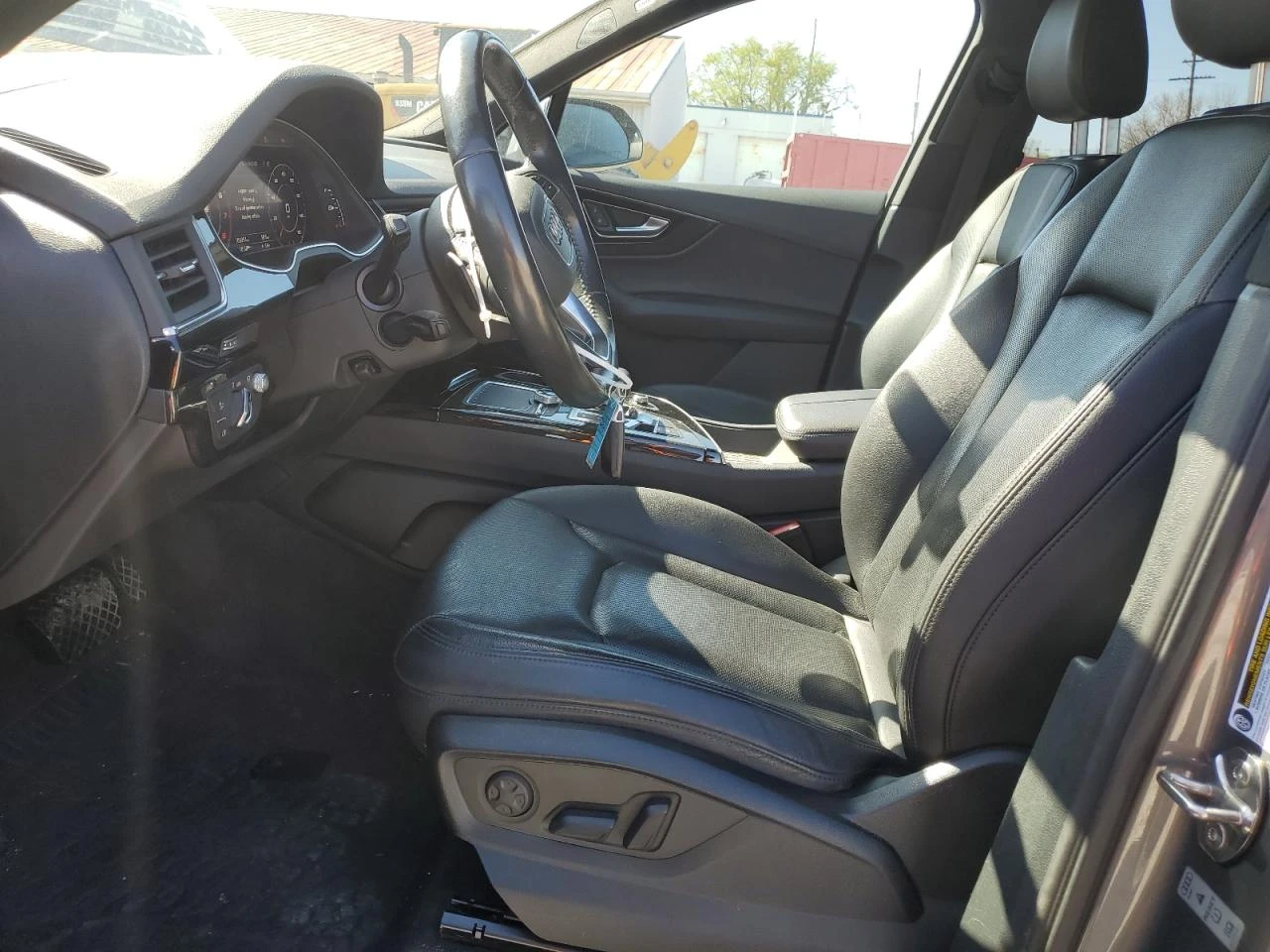 Audi Q7 PRESTIGE* DISTRONIC* ДИГ.ТАБЛО* КАМЕРИ* ПОДГРЕВ* О - изображение 7