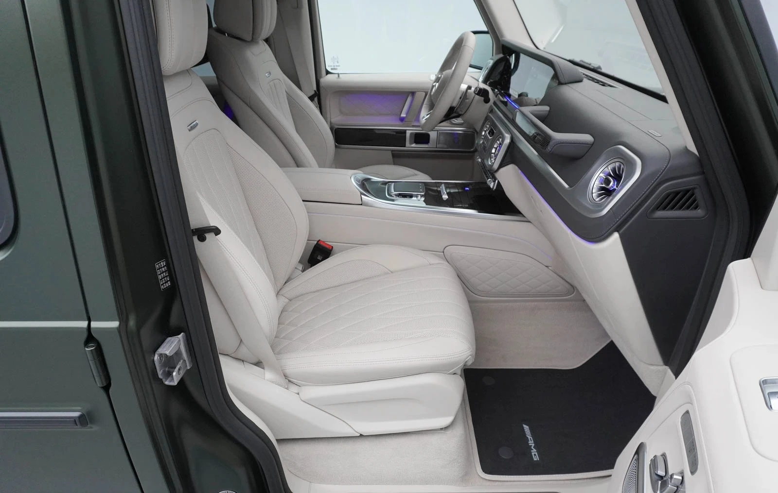 Mercedes-Benz G 63 AMG V8 MANUFAKTUR , снимка 9 - Автомобили и джипове - 54302409