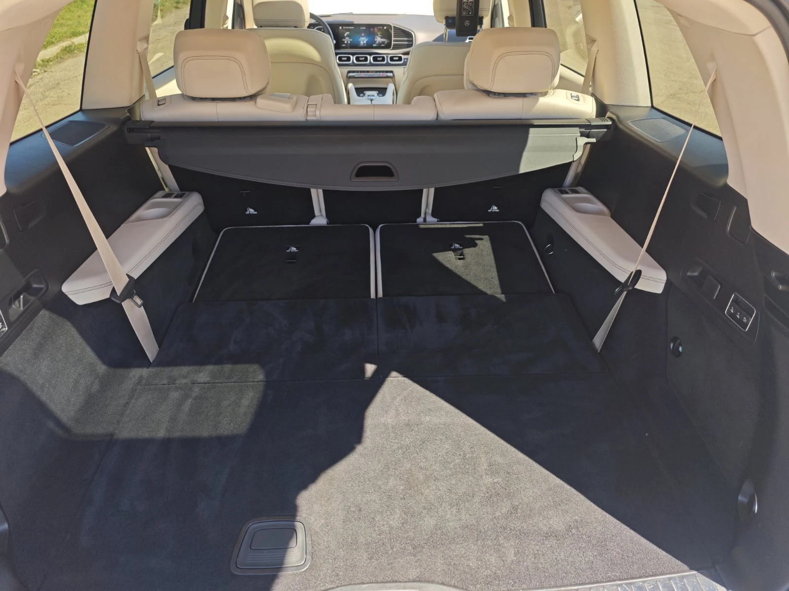 Mercedes-Benz GLS 400, снимка 9 - Автомобили и джипове - 54350530