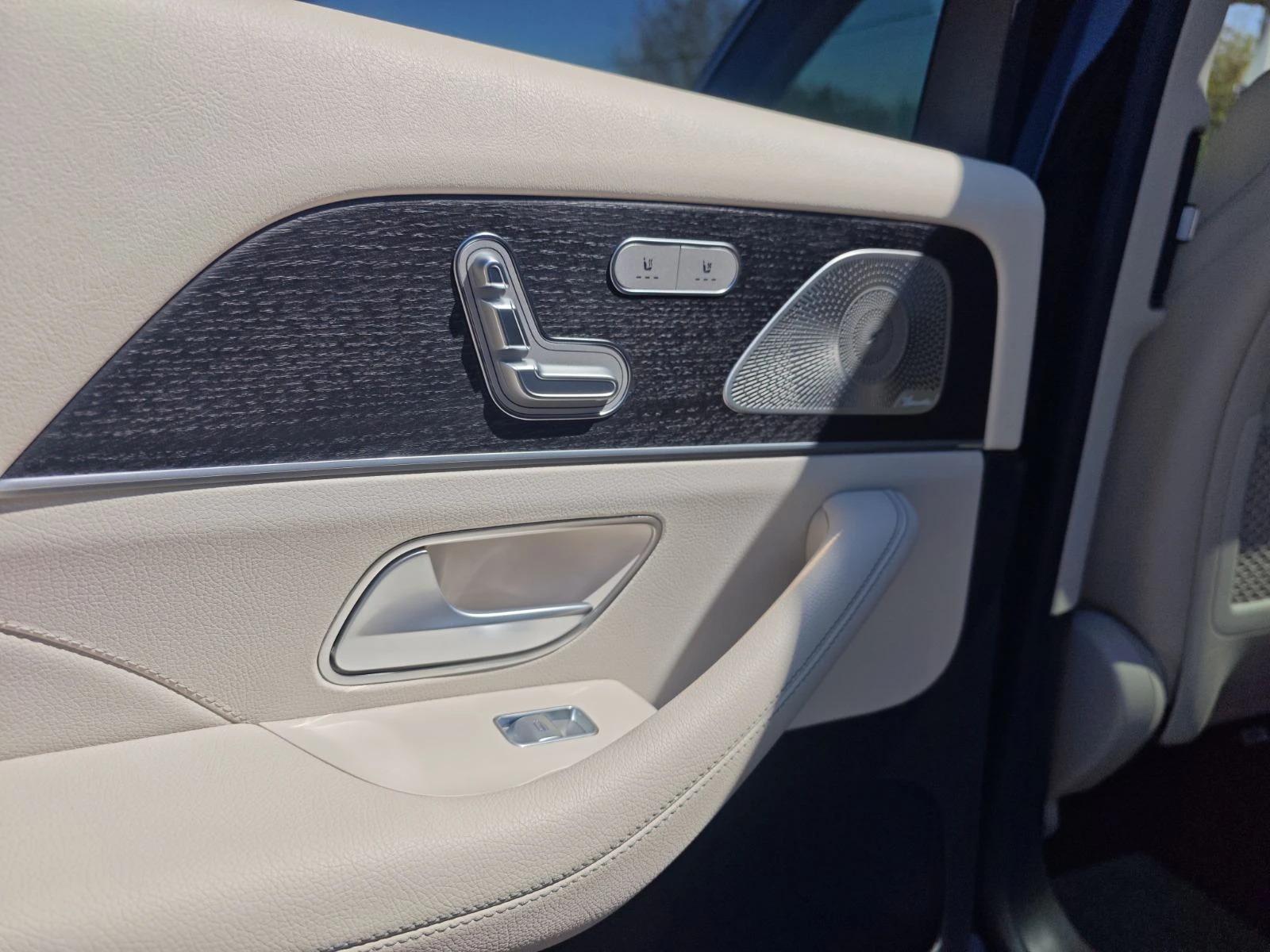 Mercedes-Benz GLS 400, снимка 6 - Автомобили и джипове - 54350530