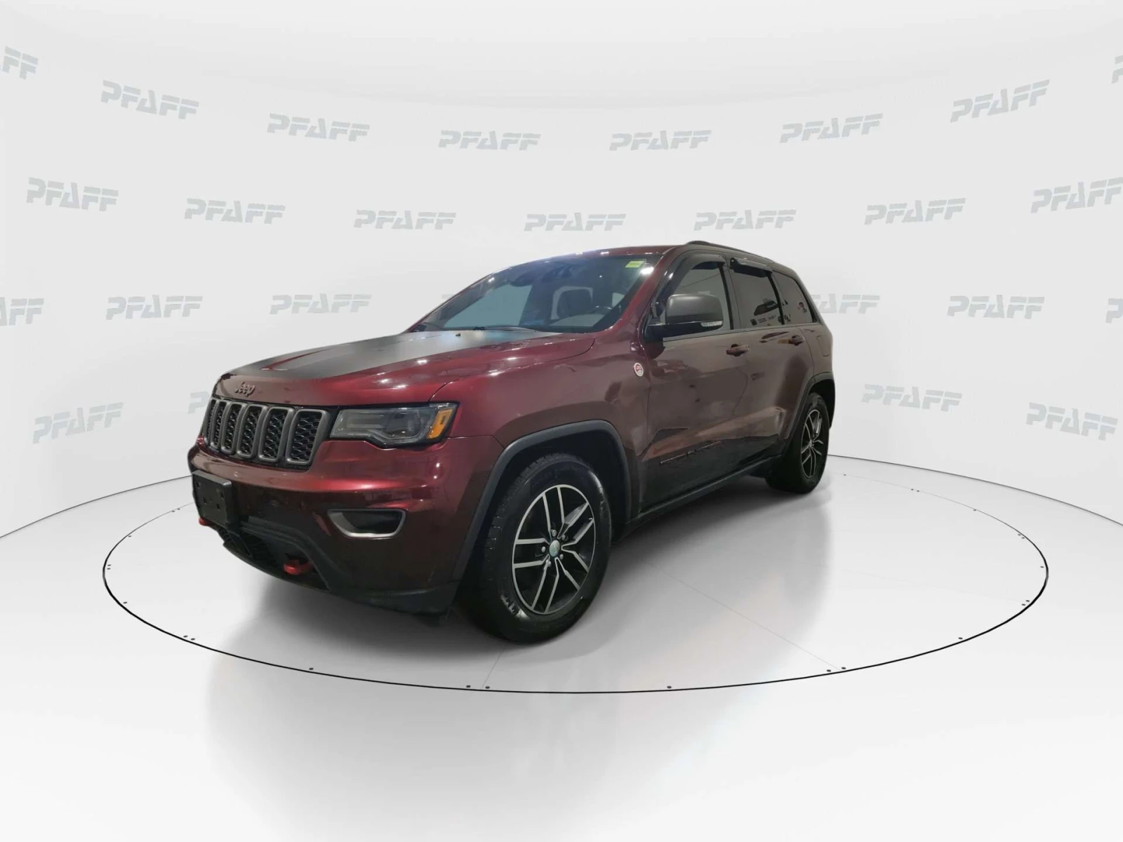 Jeep Grand cherokee 4WD 4dr Trailhawk| Carfax | ЦЕНА ДО БГ, снимка 4 - Автомобили и джипове - 54825912