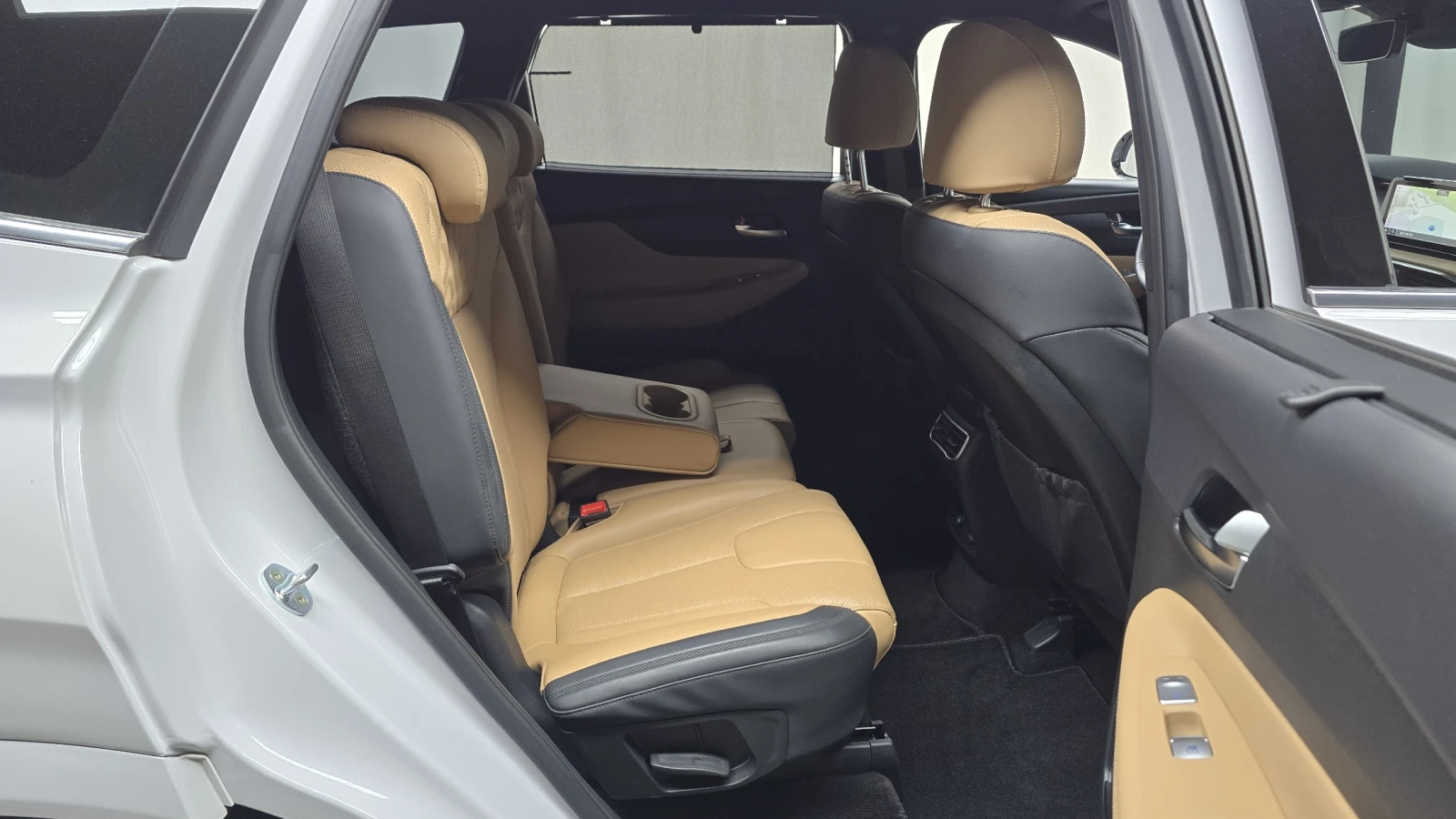 Hyundai Santa fe 2.2 Calligraphy* 360* BLIND SPOT* HUD* КРАЙНА ЦЕНА, снимка 11 - Автомобили и джипове - 55451976