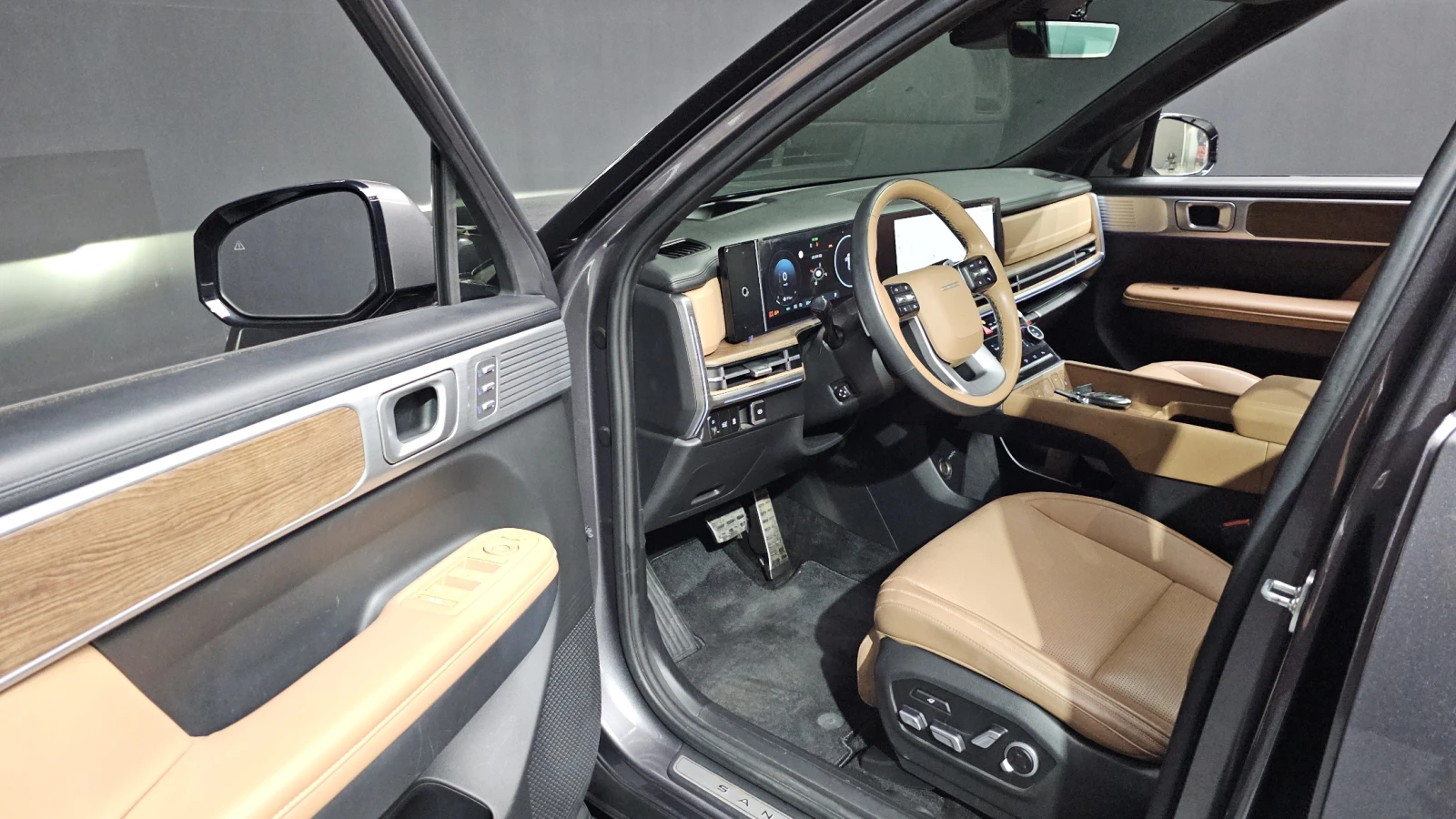 Hyundai Santa fe 2.5T Calligraphy* ЕЛ. БАГАЖНИК* МАСАЖ* КРАЙНА ЦЕНА, снимка 10 - Автомобили и джипове - 55451976
