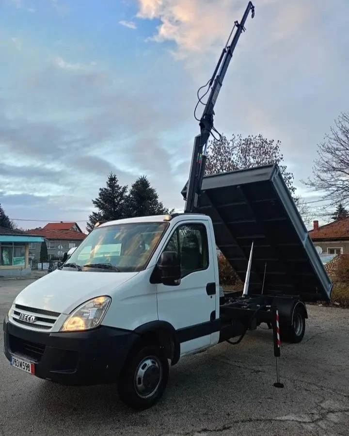 Iveco Daily 35C18 С Климатик! , снимка 8 - Бусове и автобуси - 54810617