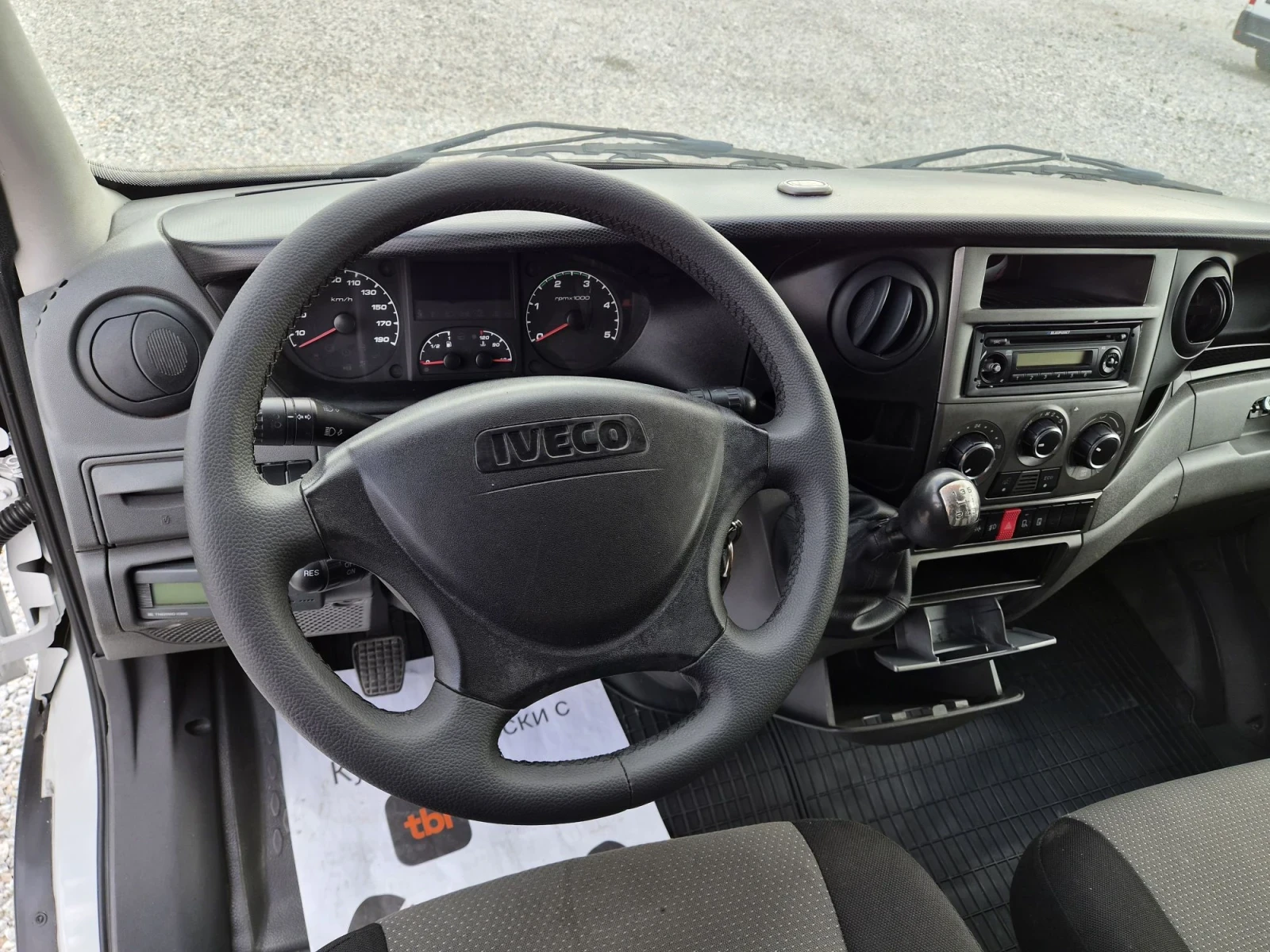 Iveco Daily 35c13 * ХЛАДИЛЕН * Падаща борд * 4.20м * До 3.5Тон, снимка 10 - Бусове и автобуси - 55619083