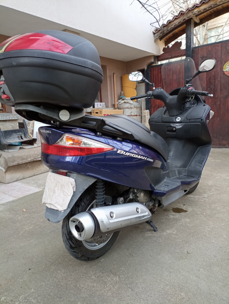 Suzuki Burgman, снимка 4 - Мотоциклети и мототехника - 45306839