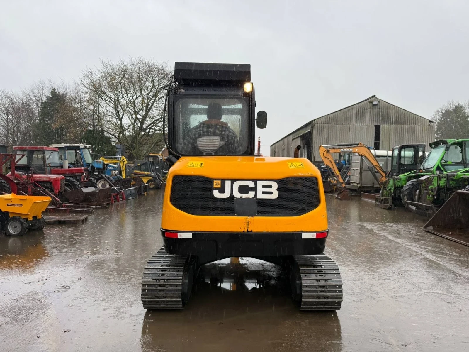 Багер JCB 8061 CTS - изображение 2