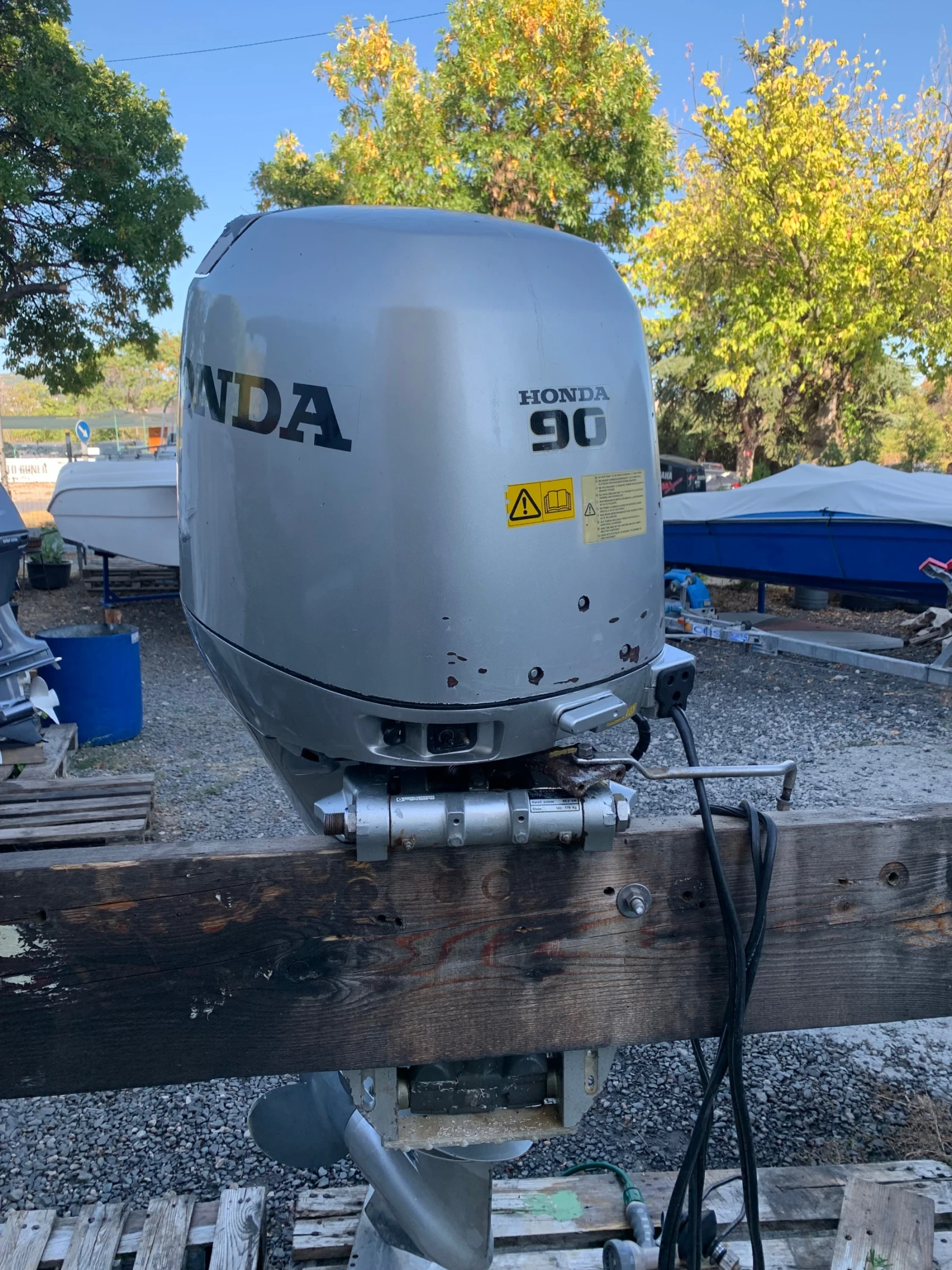 Извънбордов двигател Honda BF90 - изображение 2