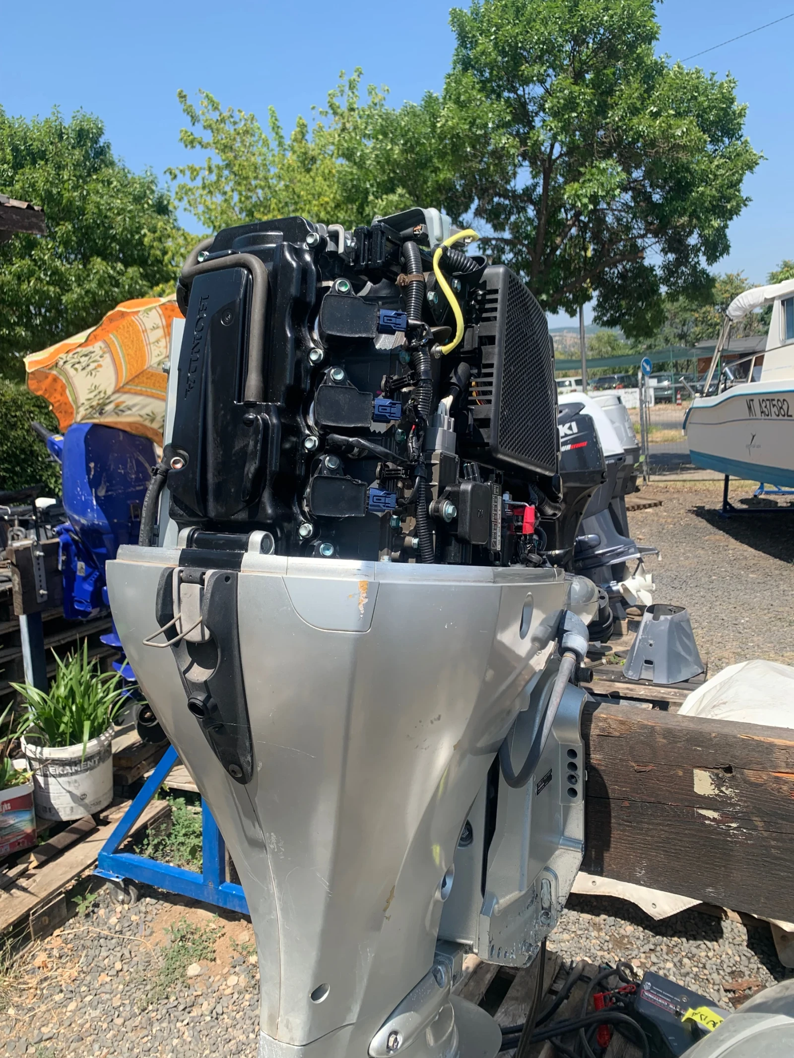 Извънбордов двигател Honda BF90 - изображение 10