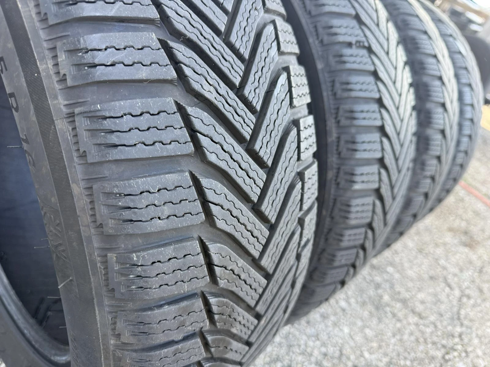 ���� 205/55R16 | Mobile.bg � ����������� 2