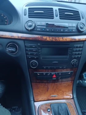 Mercedes-Benz E 320, снимка 16