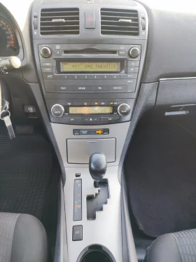 Toyota Avensis 1.8 VVTI  AVTOMATIC, снимка 10