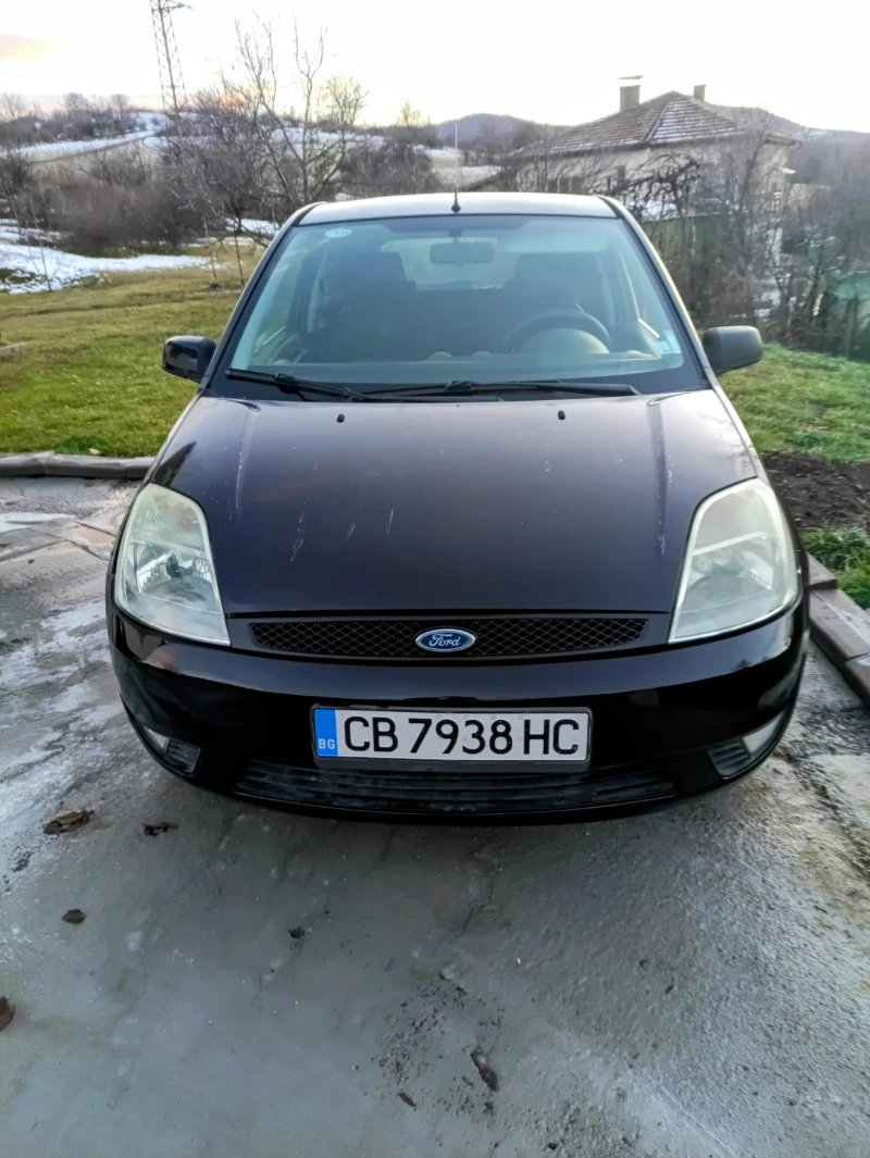 Ford Fiesta 1.6i 125000km, снимка 13 - Автомобили и джипове - 48576892