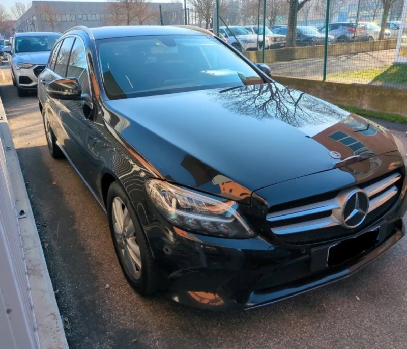 Mercedes-Benz C 220 FACELIFT/DISTRONIC/LED/9G, снимка 2 - Автомобили и джипове - 48653287