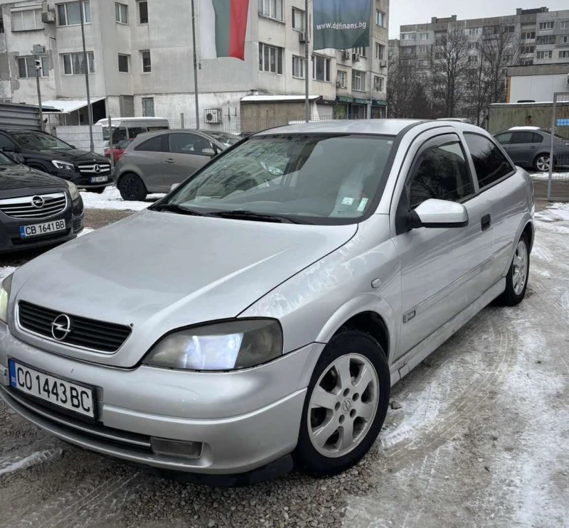 Opel Astra 2.0 D 100кс., снимка 1 - Автомобили и джипове - 48717661