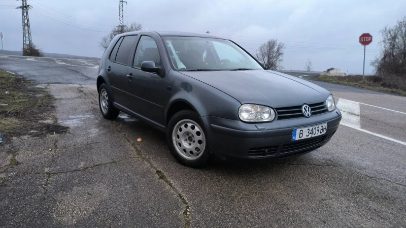 VW Golf 1.9, снимка 1 - Автомобили и джипове - 49415892