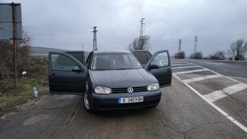 VW Golf 1.9, снимка 11 - Автомобили и джипове - 49415892