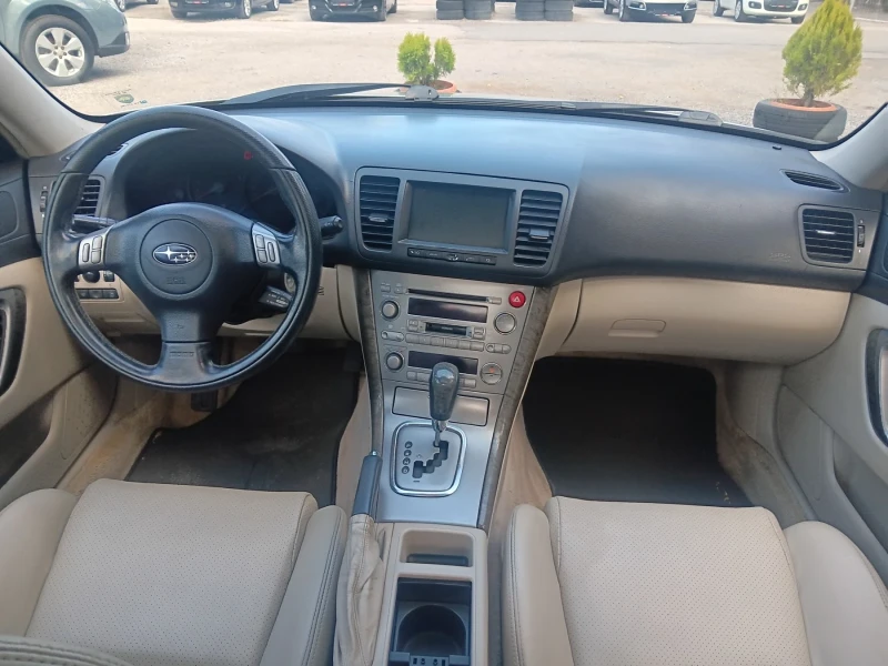 Subaru Legacy 3.0R* AWD* Executive, снимка 8 - Автомобили и джипове - 51372520